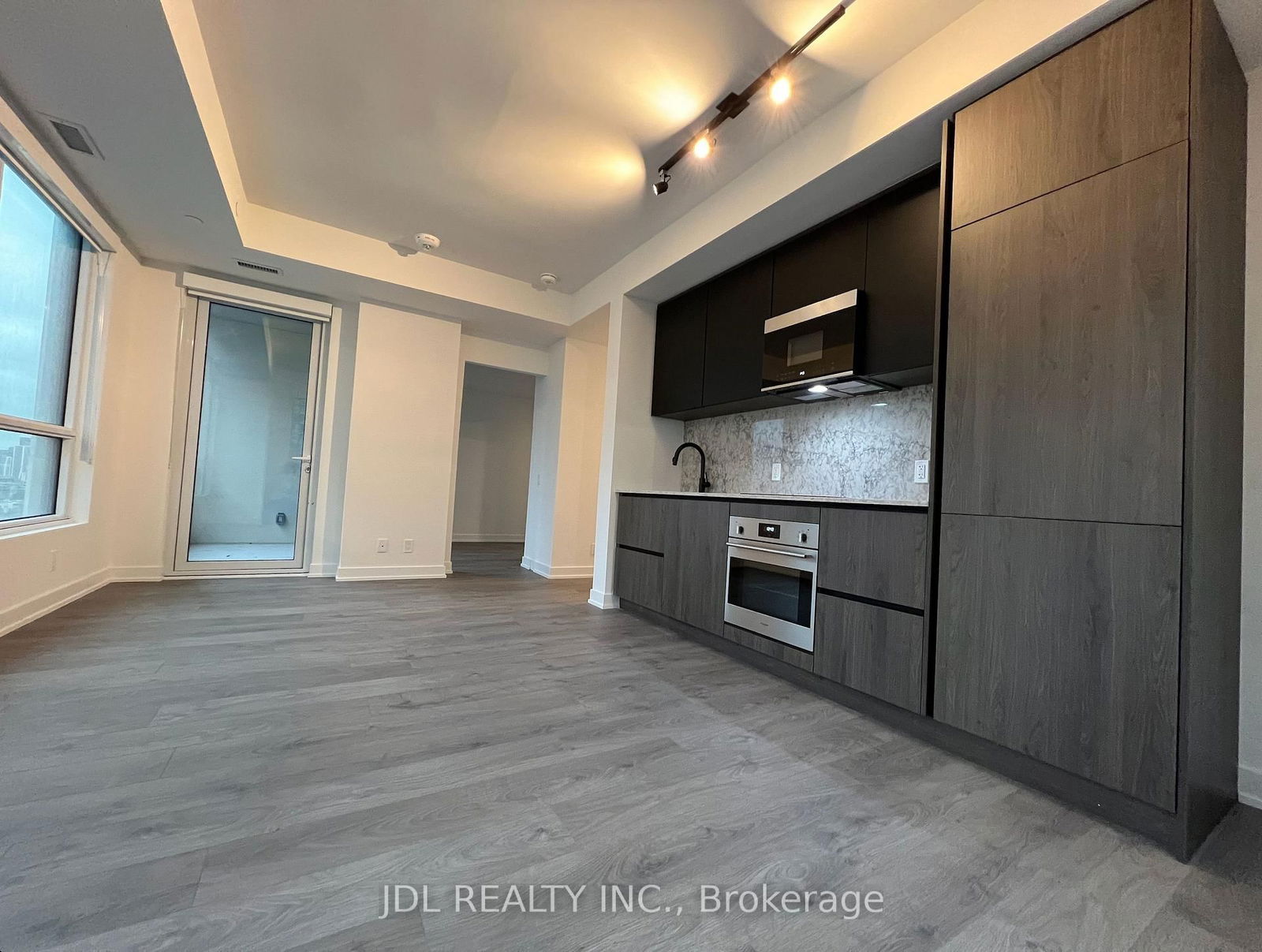 108 Peter St, unit 2306 for rent