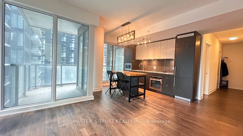 125 Blue Jays Way, unit 1502 for sale