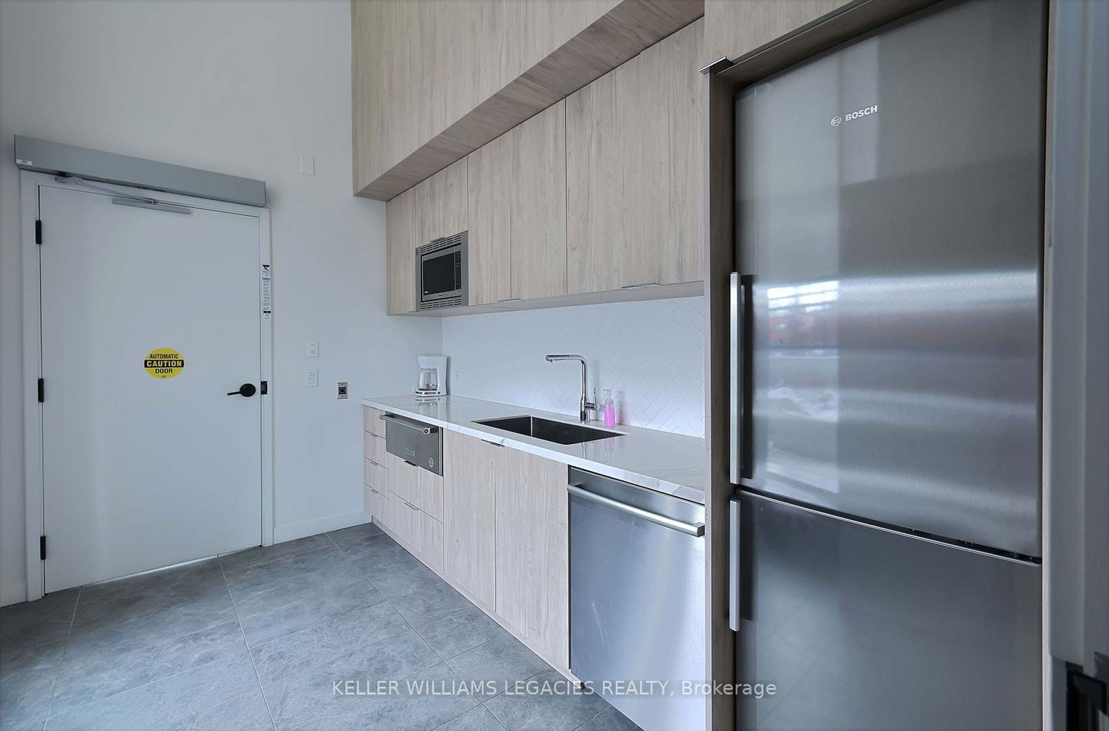 15 Holmes Ave, unit 2109 for sale