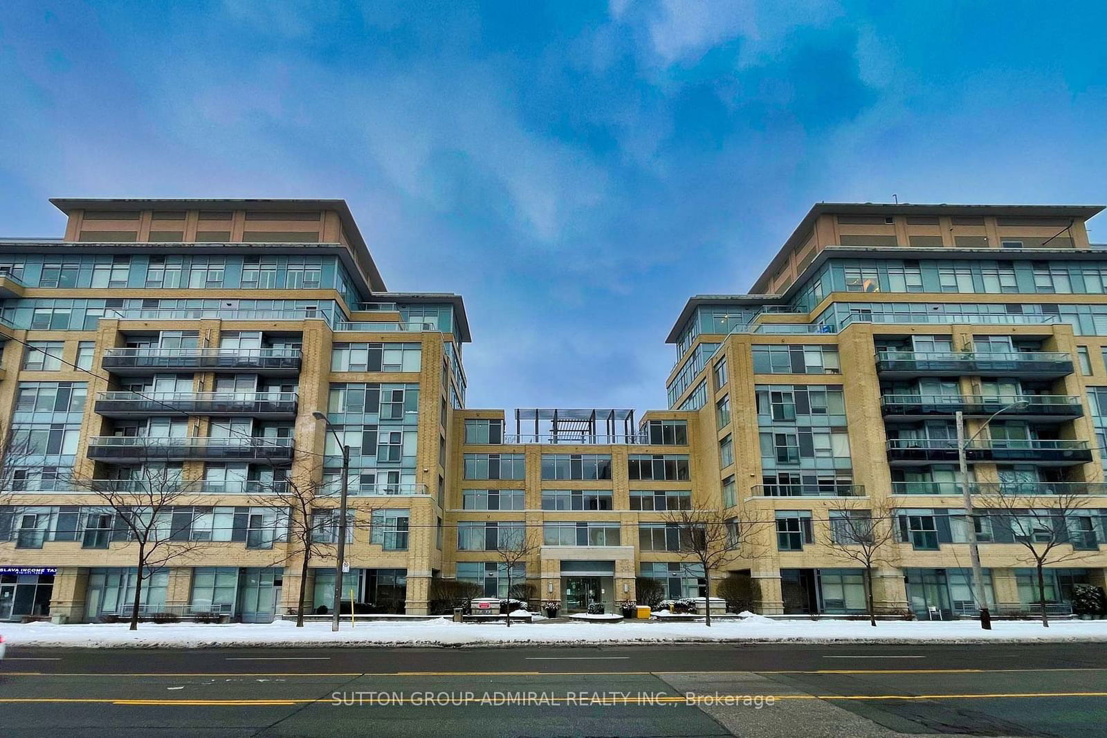 701 Sheppard Ave W, unit 403 for sale