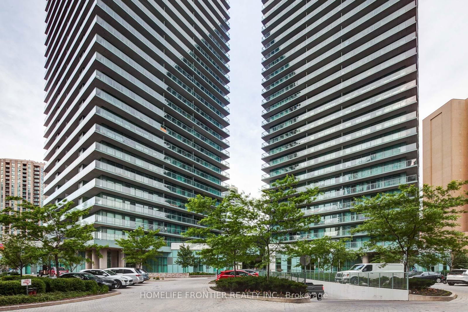 5508 Yonge St, unit 808 for rent