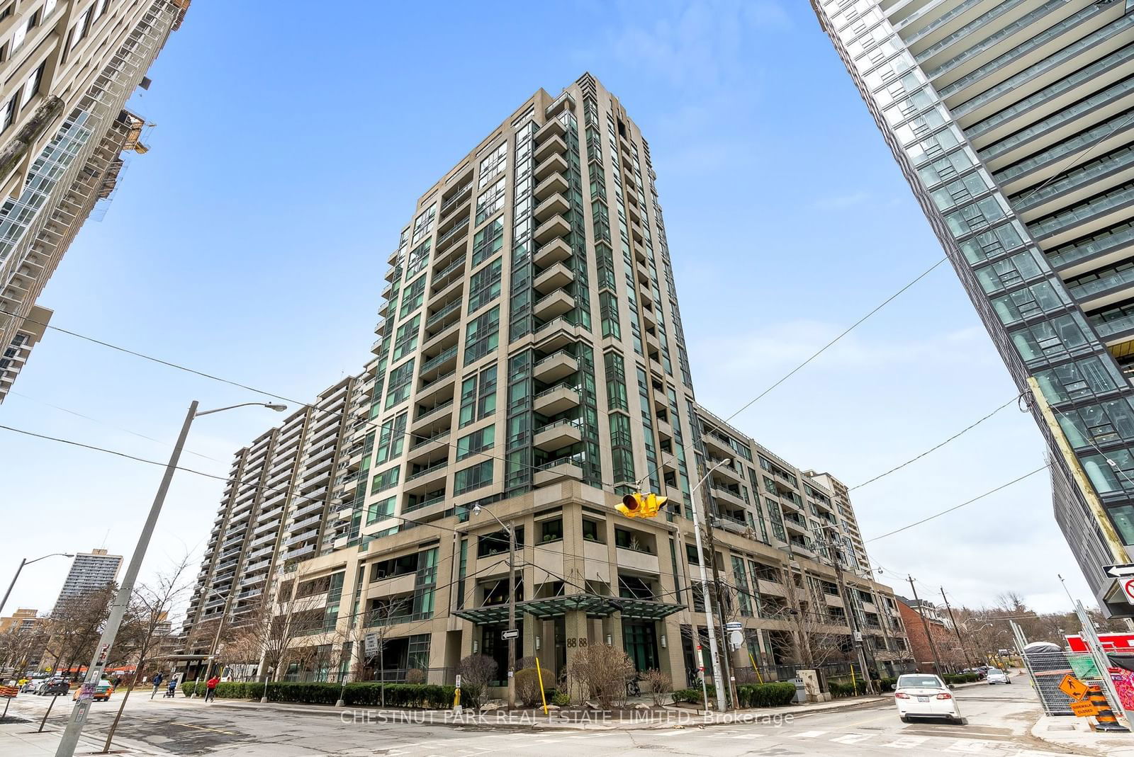 88 Broadway Ave, unit 1508 for sale