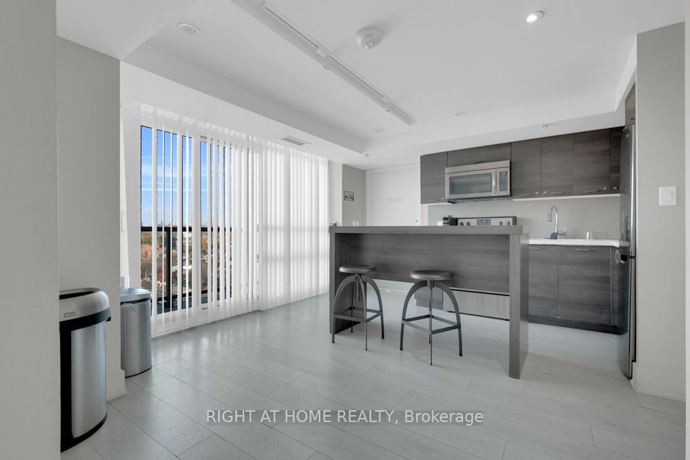 68 Abell St, unit 1001 for sale