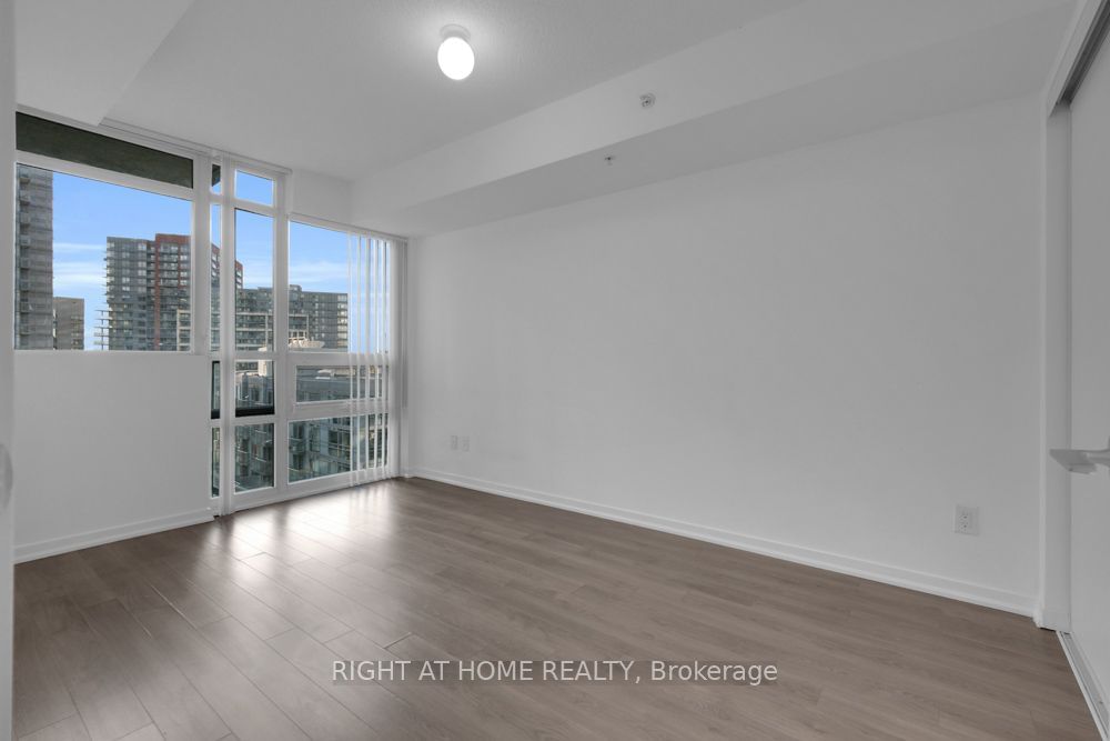 68 Abell St, unit 1001 for sale