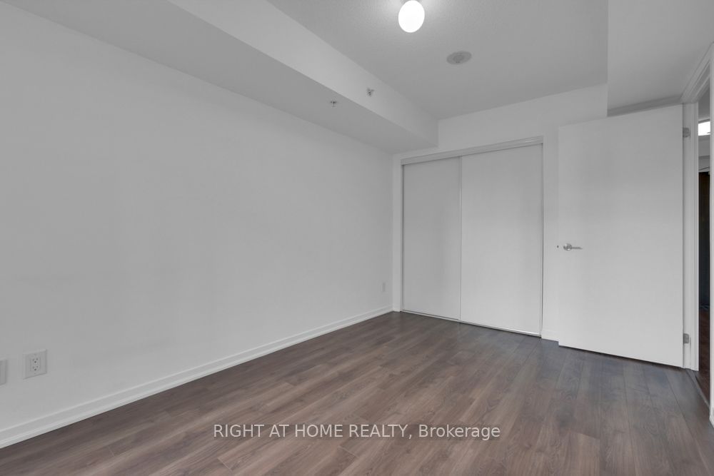 68 Abell St, unit 1001 for sale