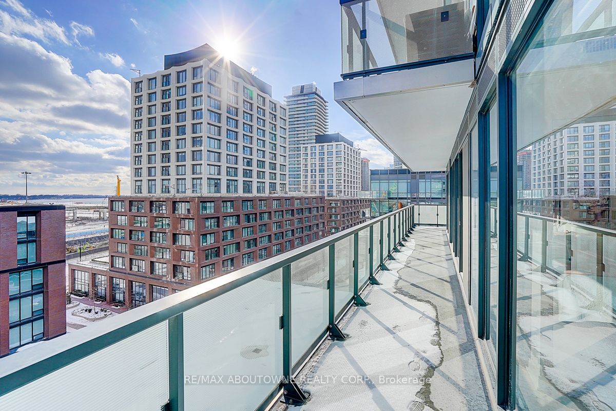 180 Mill St, unit S808 for sale