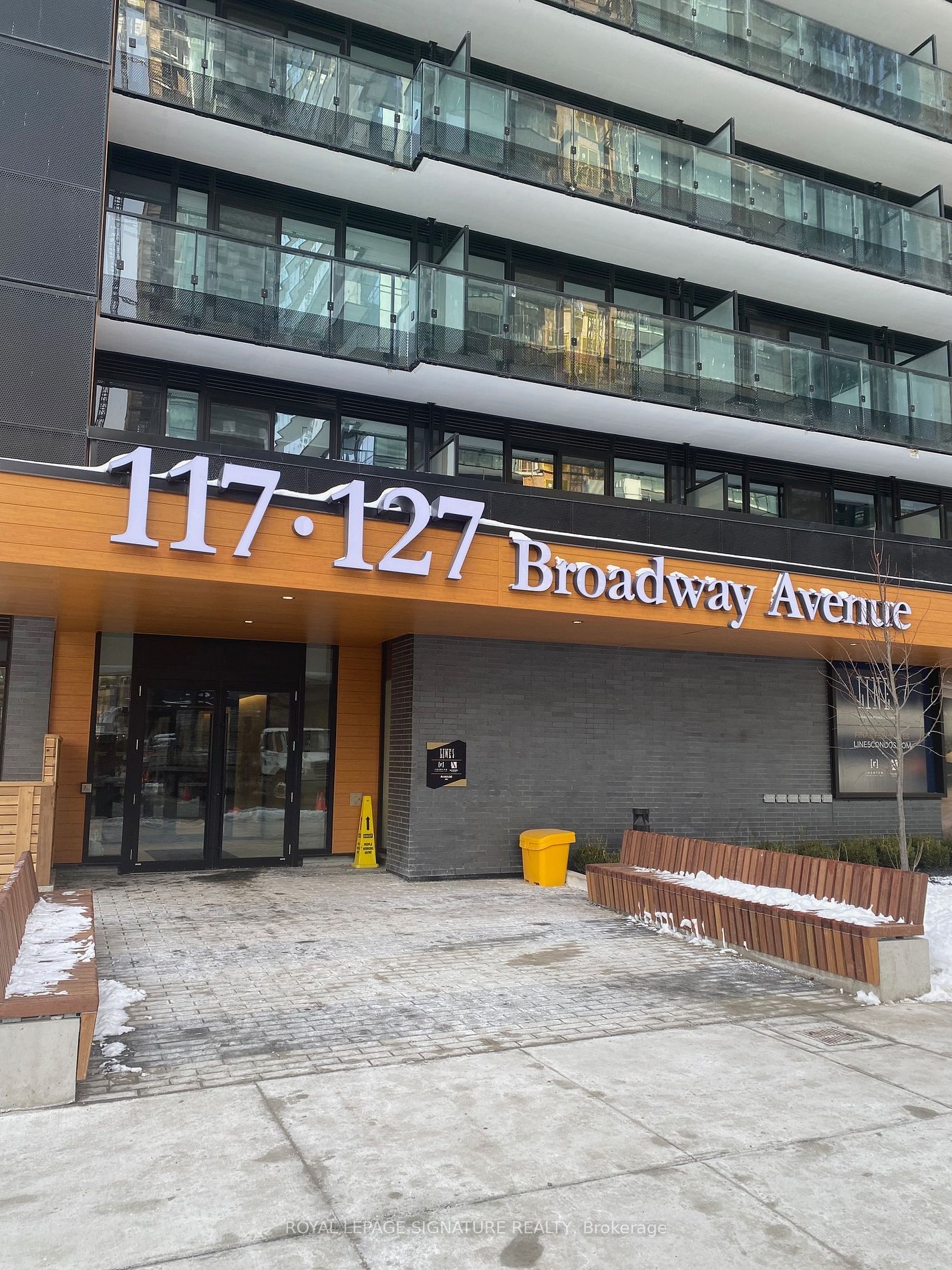 117 Broadway Ave, unit 1407 for rent