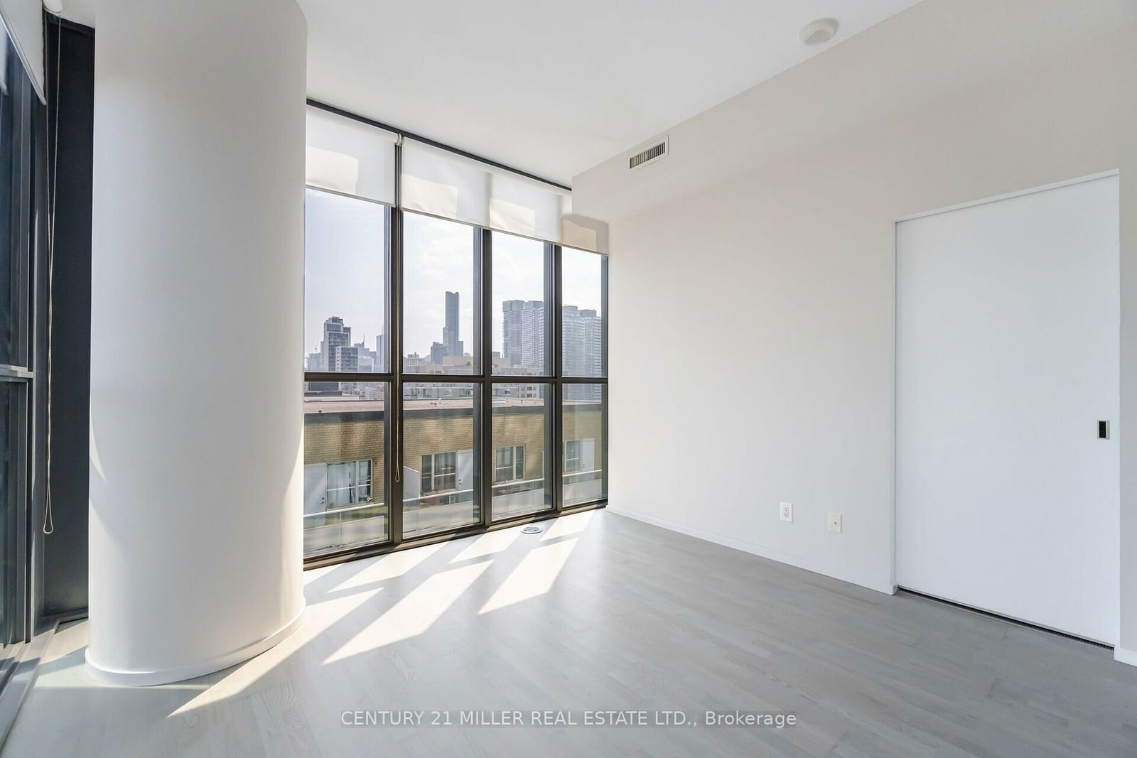 101 Charles St E, unit 1001 for rent