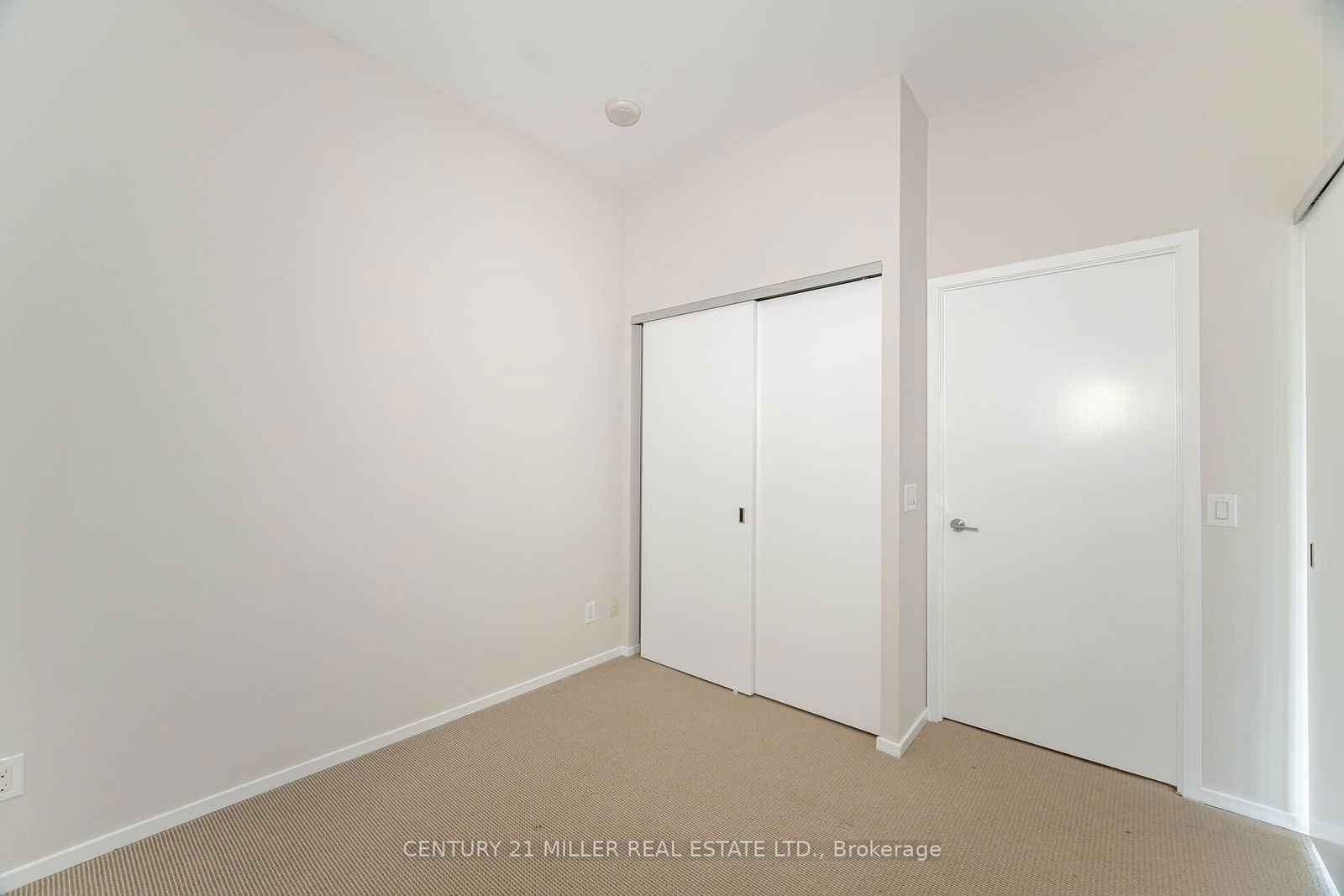 101 Charles St E, unit 1001 for rent