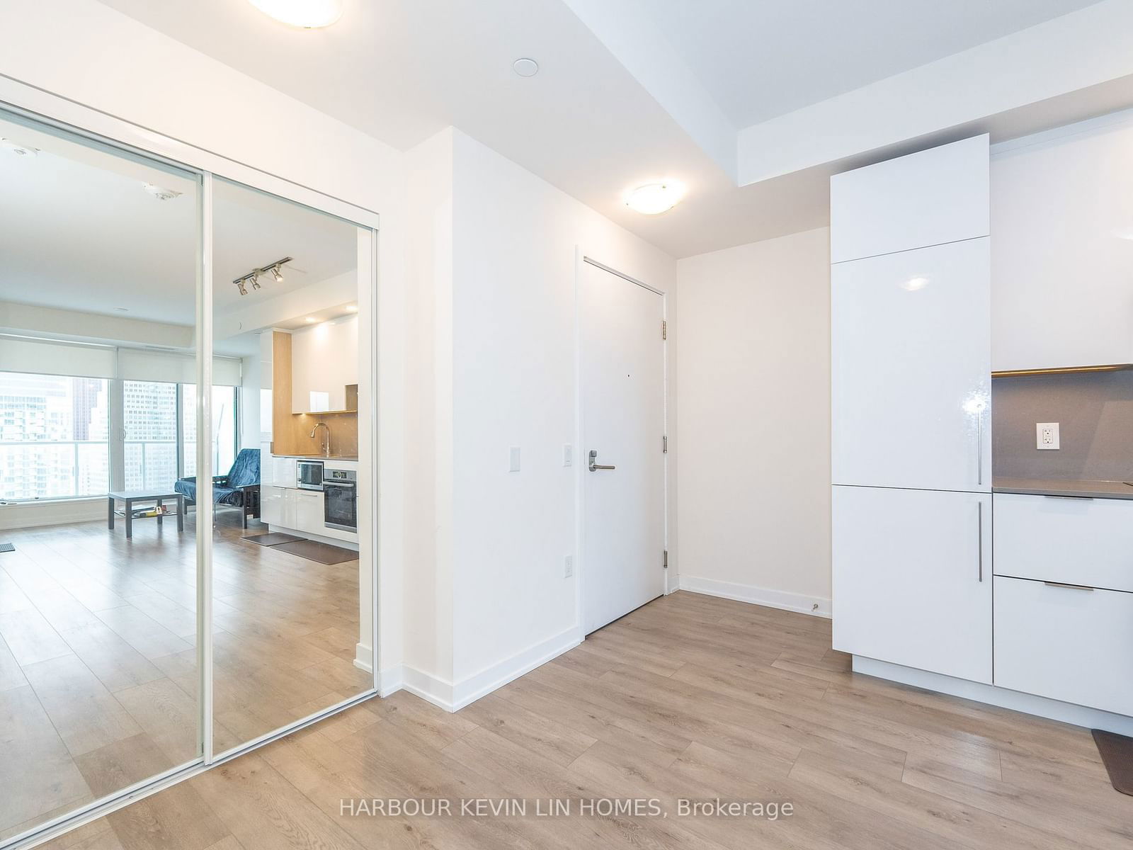 28 Freeland St, unit 5205 for sale