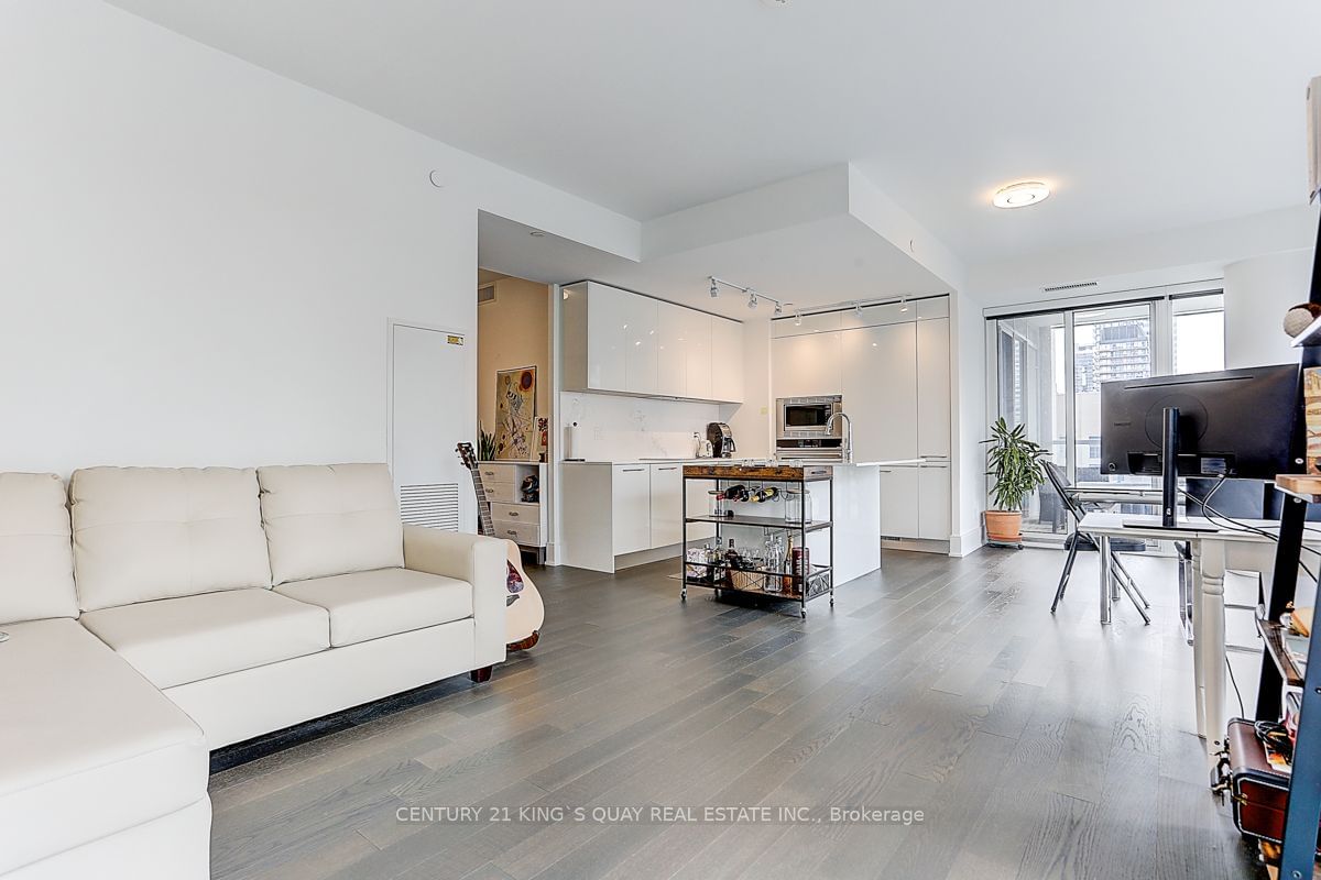 1 Gloucester St, unit 1115 for rent