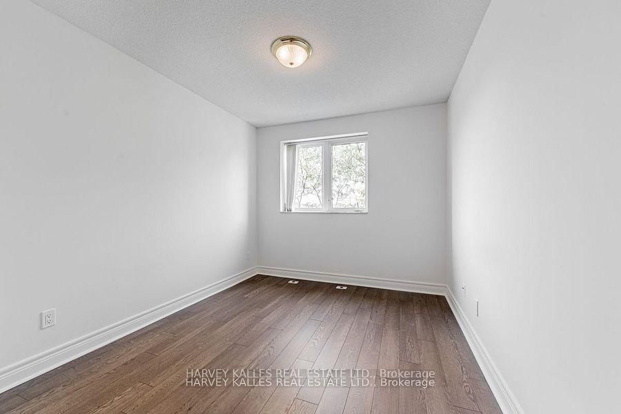 5418 Yonge St, unit TH122 for sale