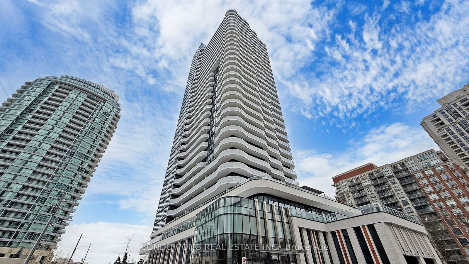 15 Holmes Ave, unit 2807 for sale