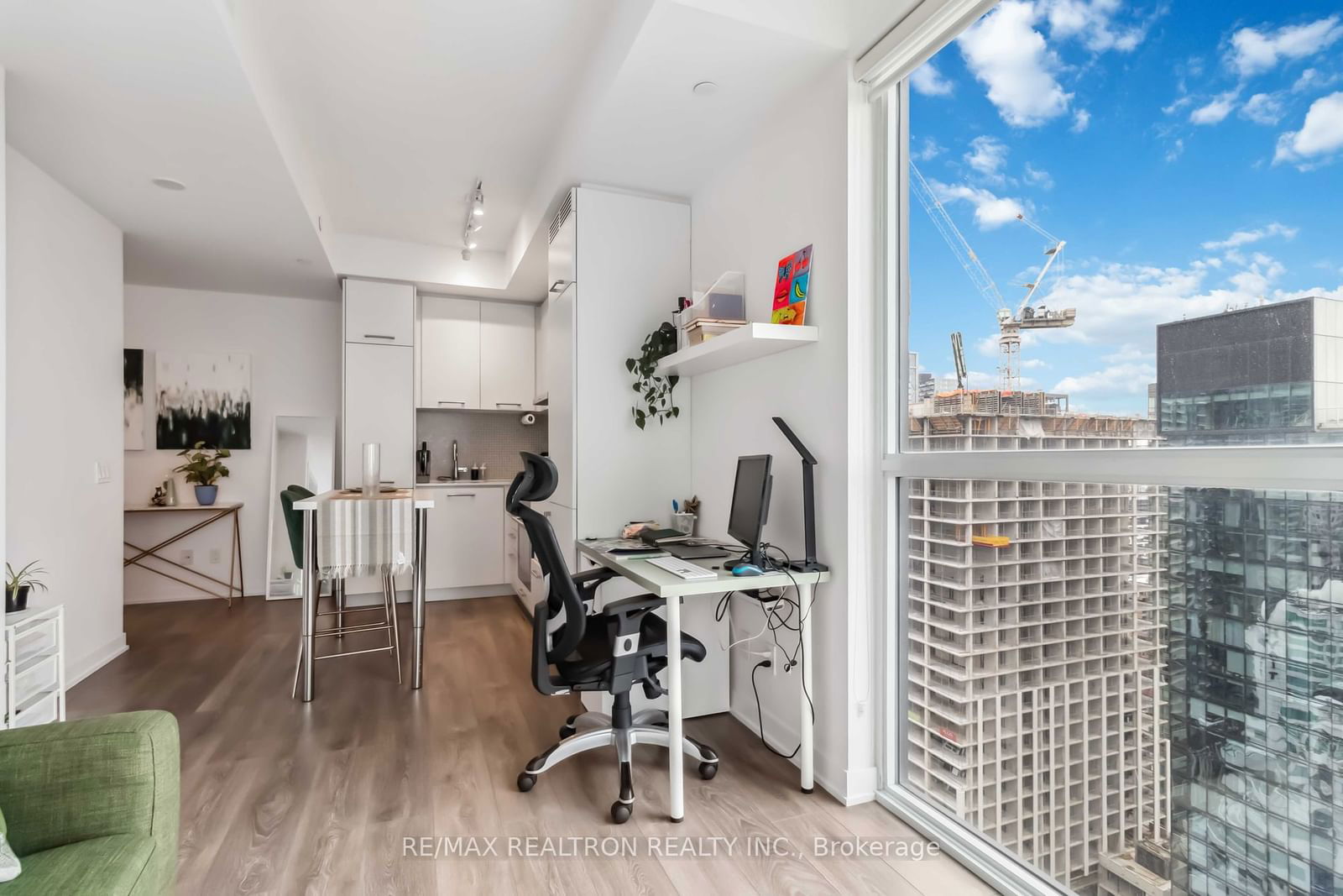 87 Peter St, unit 3306 for sale