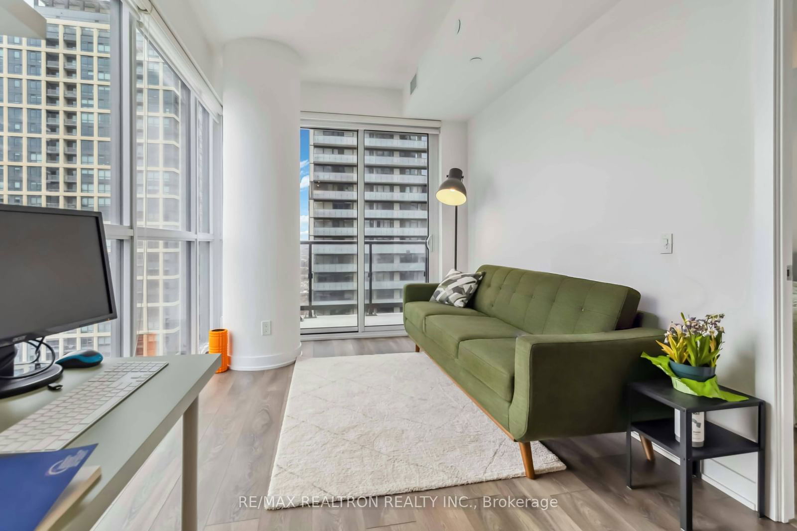 87 Peter St, unit 3306 for sale