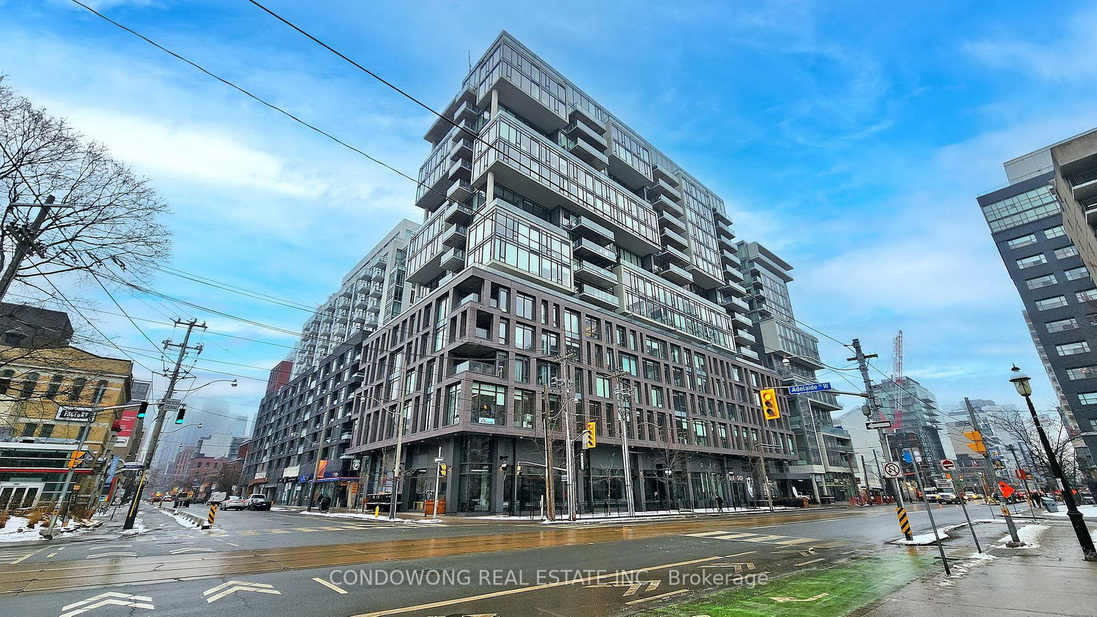 111 Bathurst St, unit 1410 for sale