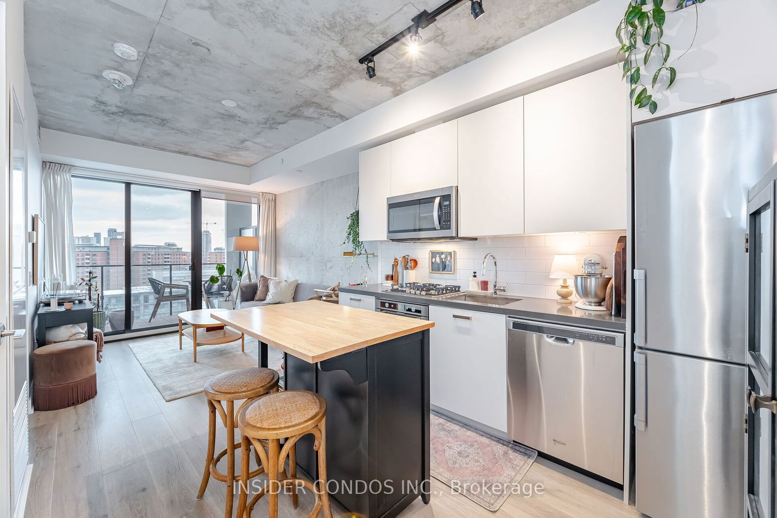 55 Ontario St, unit 1402 for sale