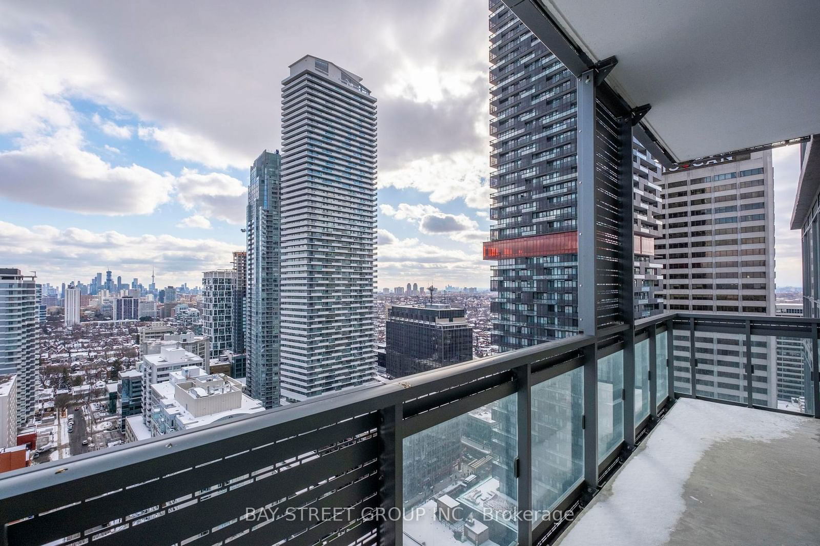 39 Roehampton Ave, unit 2304 for sale