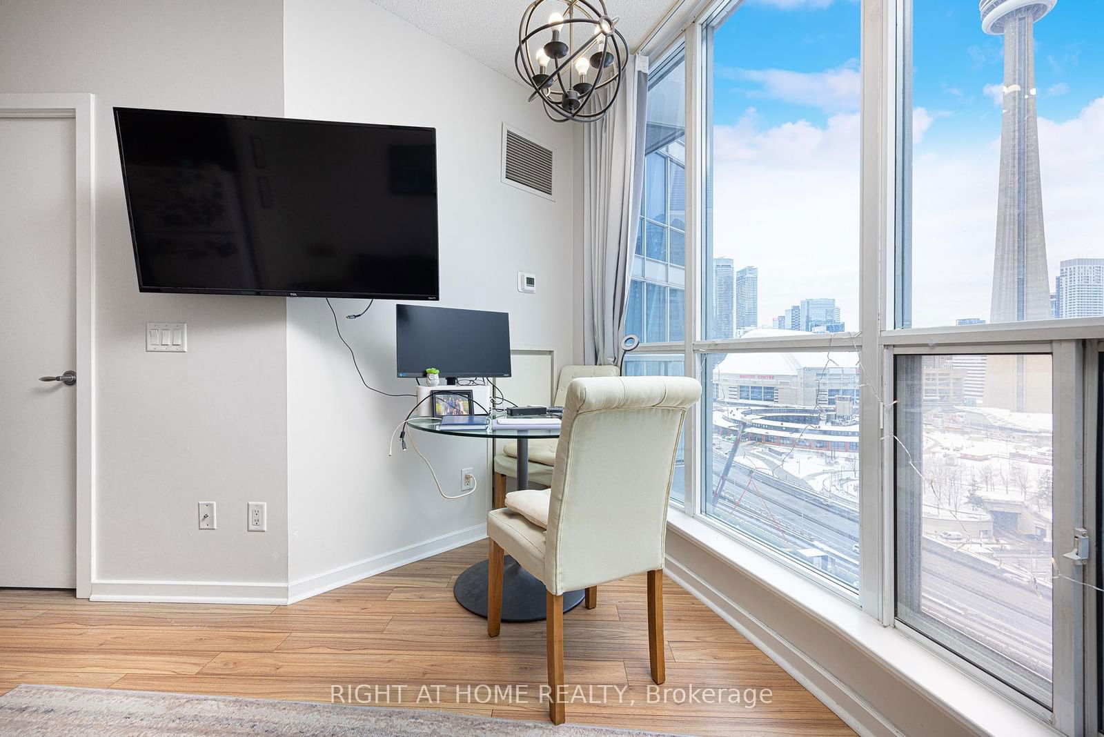 208 Queens Quay W, unit 2113 for sale