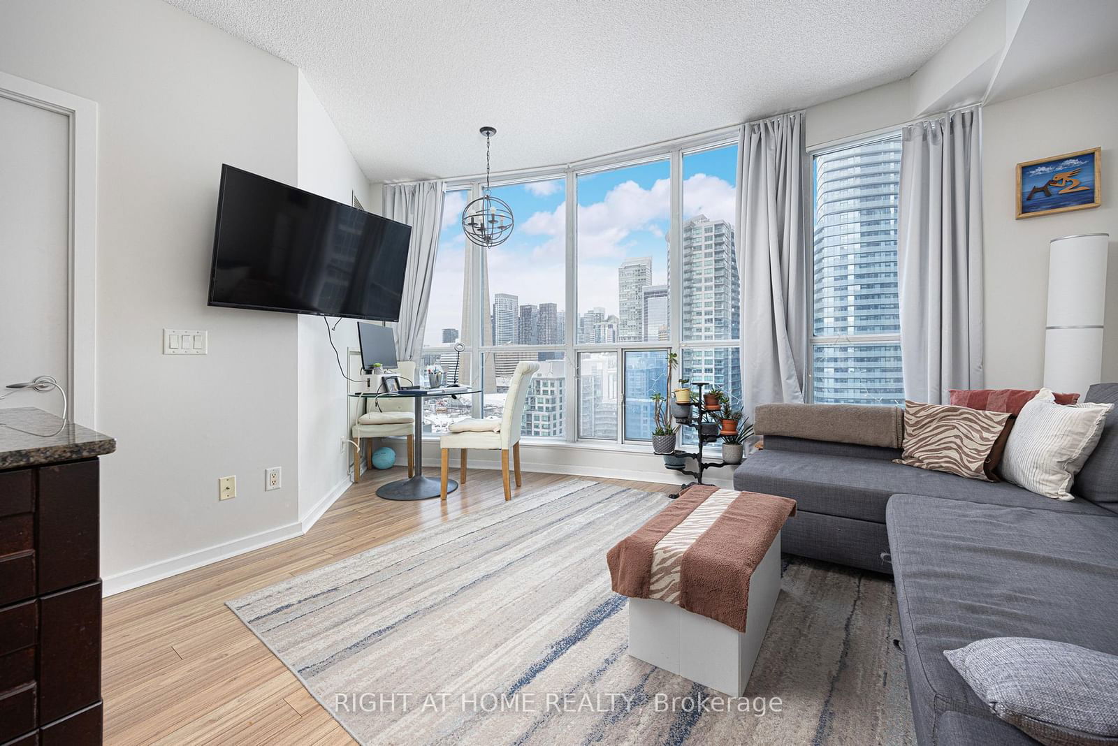 208 Queens Quay W, unit 2113 for sale