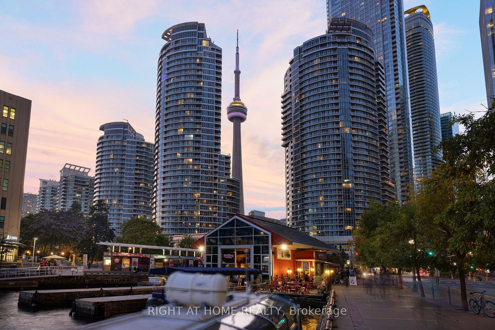 208 Queens Quay W, unit 2113 for sale