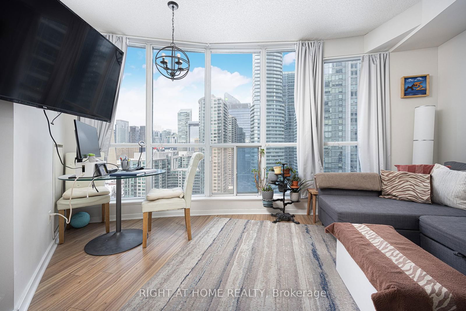 208 Queens Quay W, unit 2113 for sale