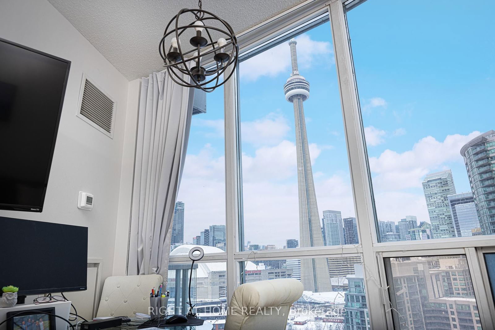 208 Queens Quay W, unit 2113 for sale