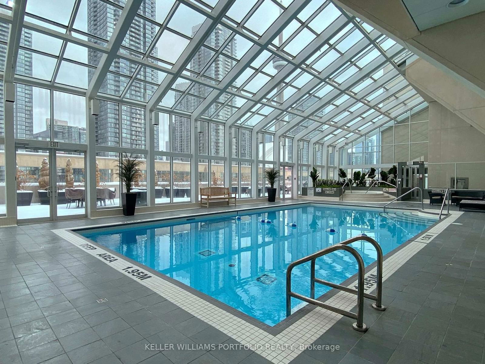 480 Queens Quay W, unit 403 for rent