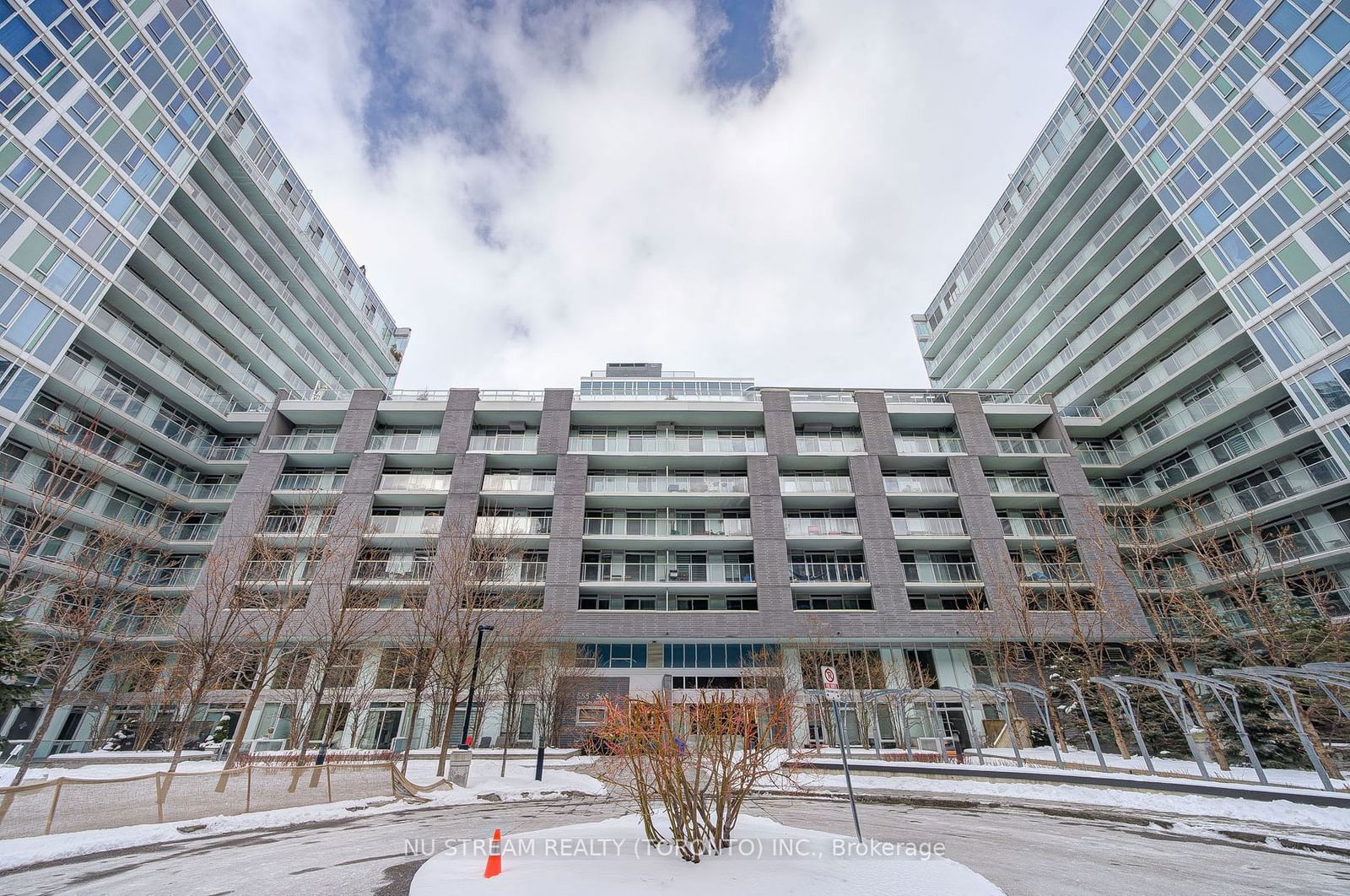 555 Wilson Ave, unit E810 for sale