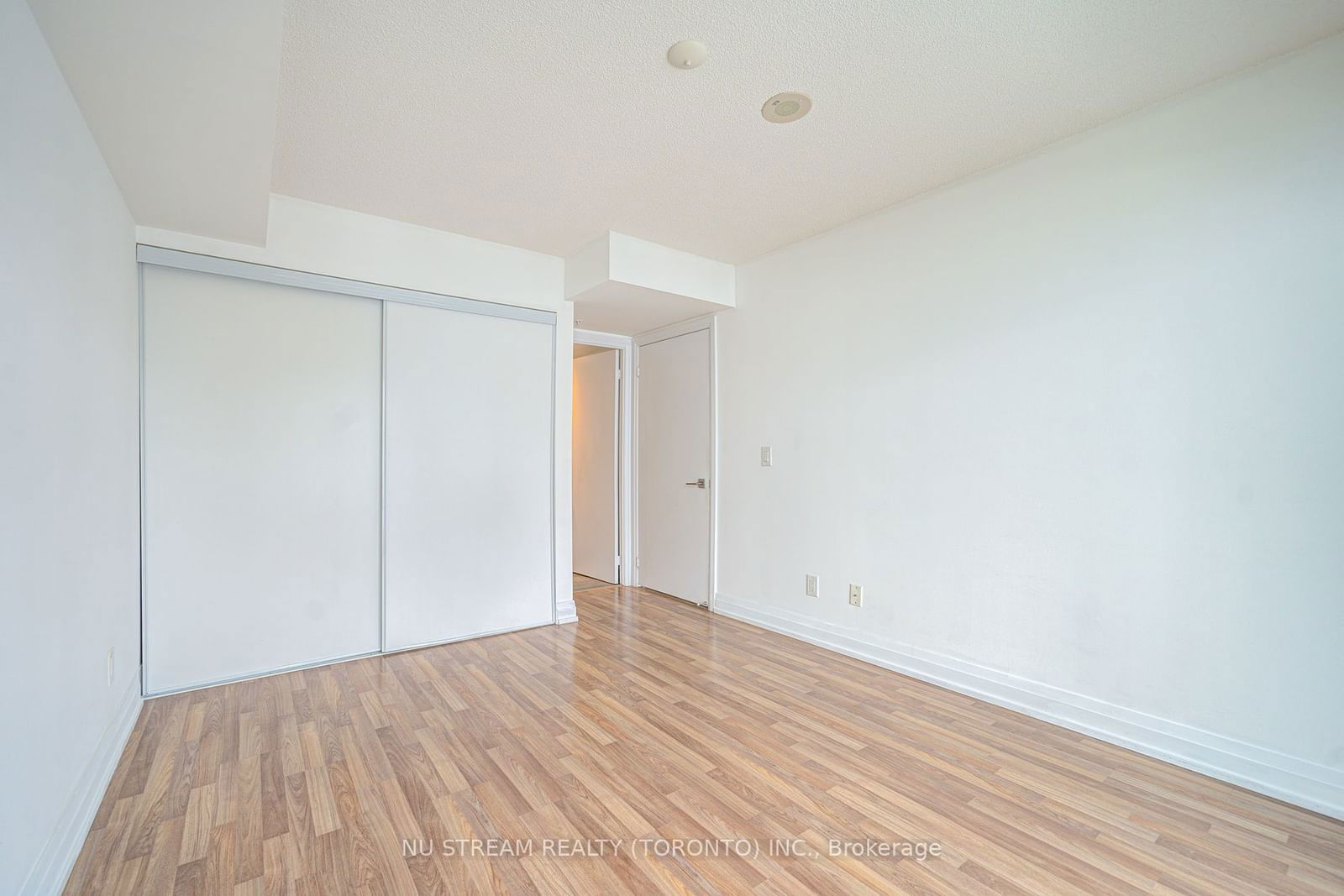 555 Wilson Ave, unit E810 for sale