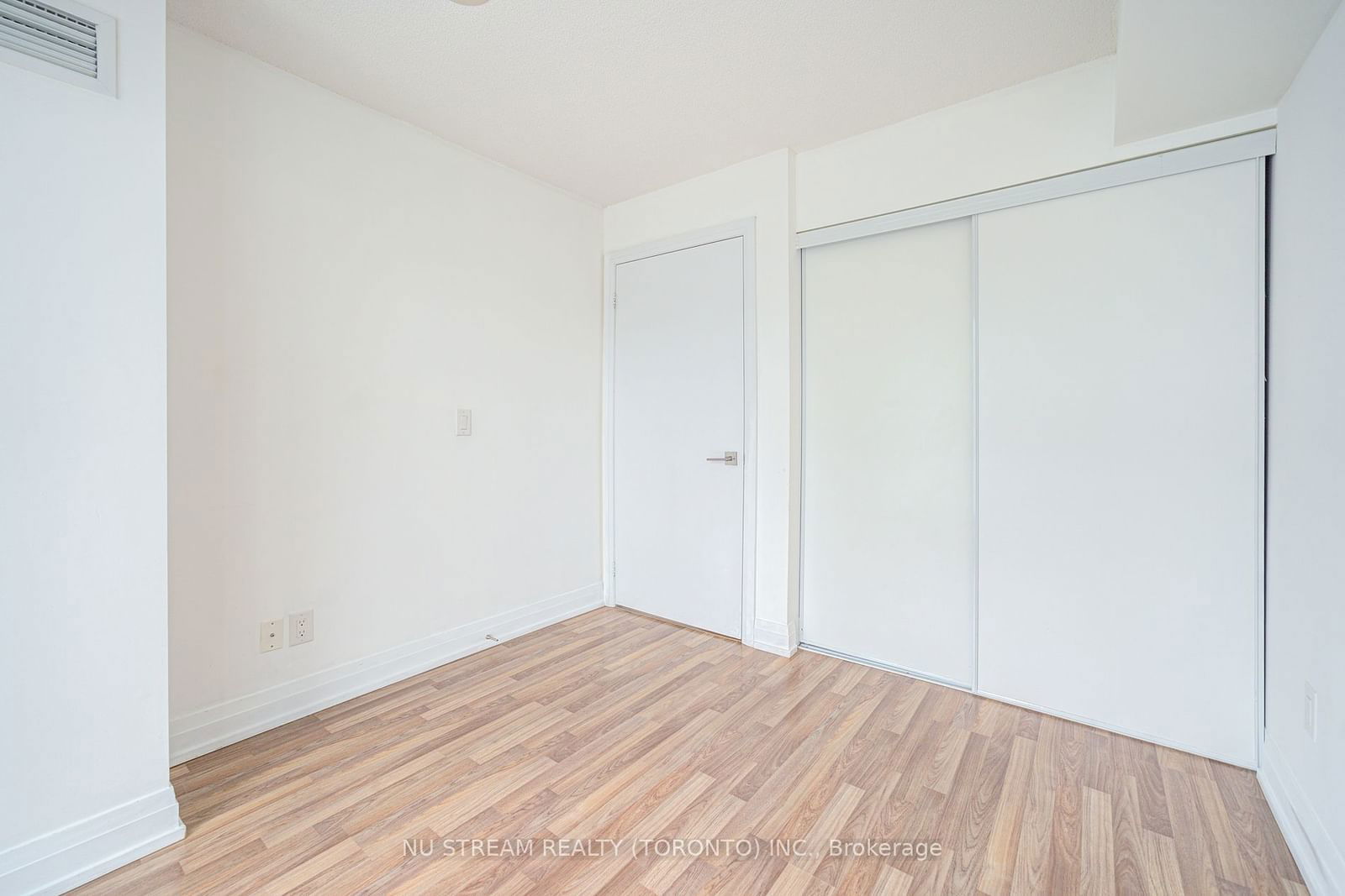 555 Wilson Ave, unit E810 for sale