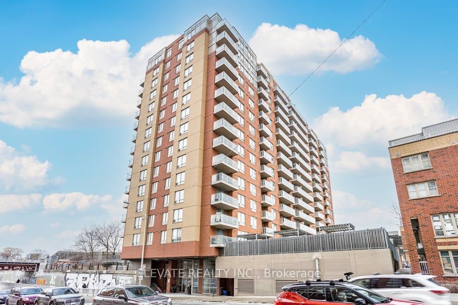 1369 Bloor St W, unit 716 for sale