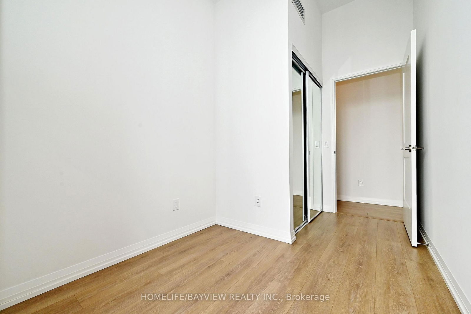 8 Widmer St, unit GPH09 for rent