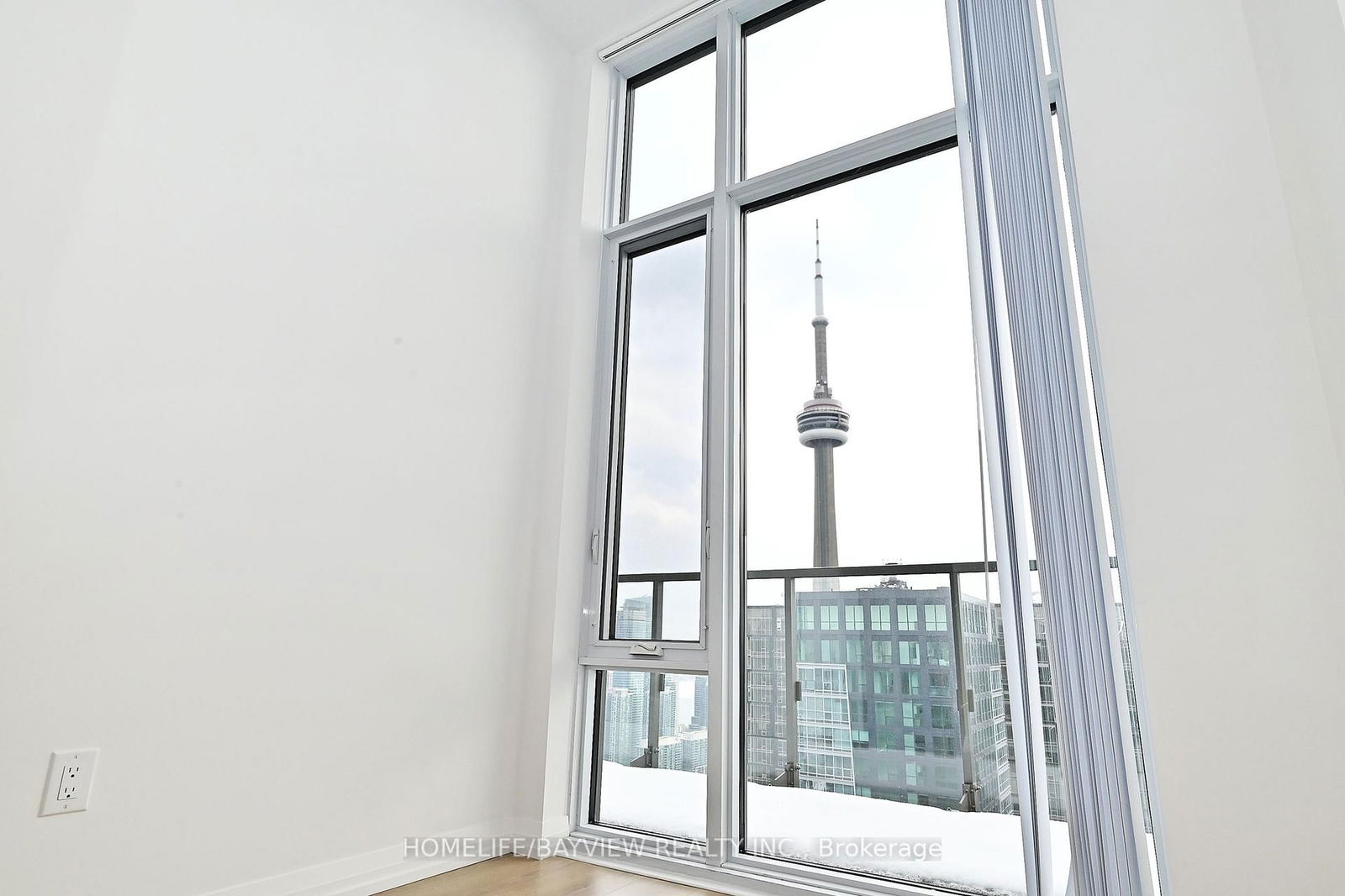 8 Widmer St, unit GPH09 for rent