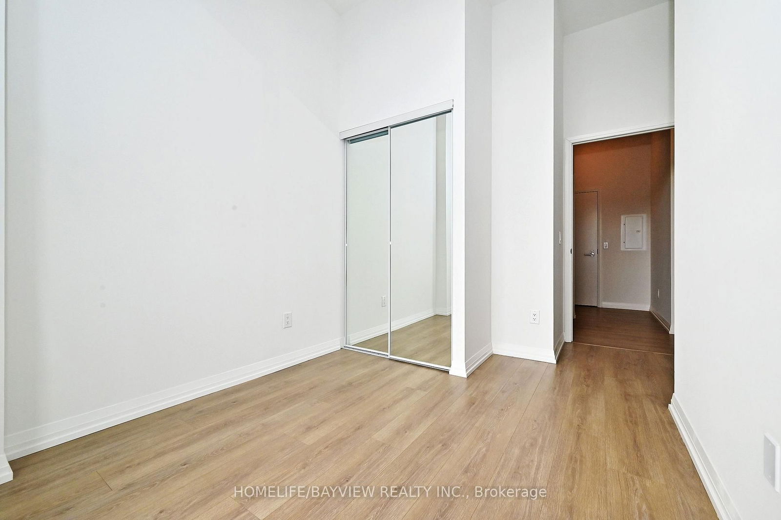 8 Widmer St, unit GPH09 for rent