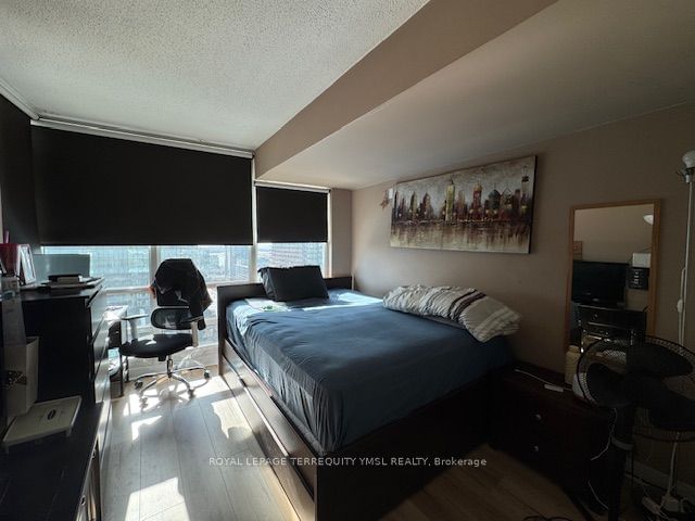 397 Front St W, unit 1912 for rent