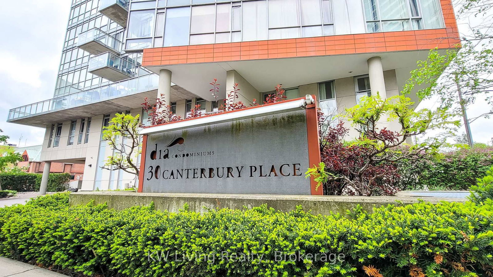 30 Canterbury Pl, unit 1003 for rent