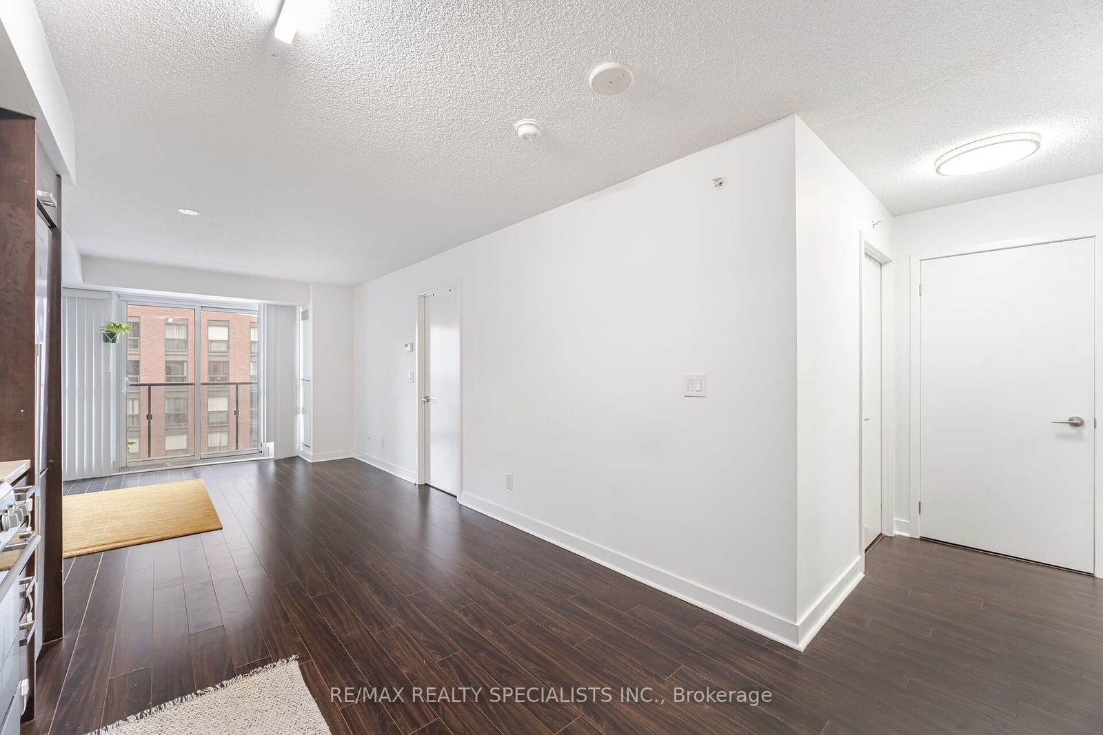 295 Adelaide St W, unit 511 for rent