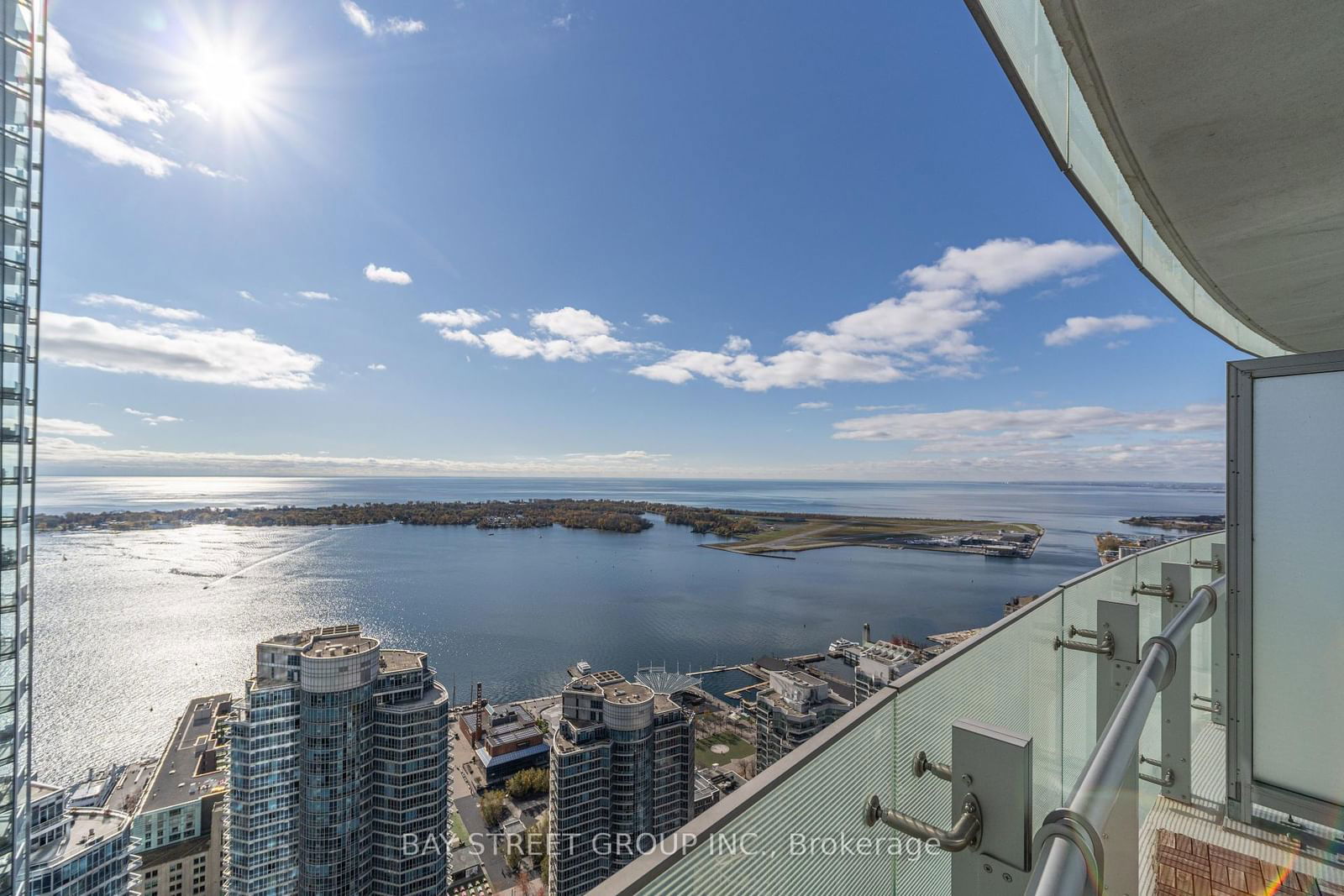 12 York St, unit 5003 for sale