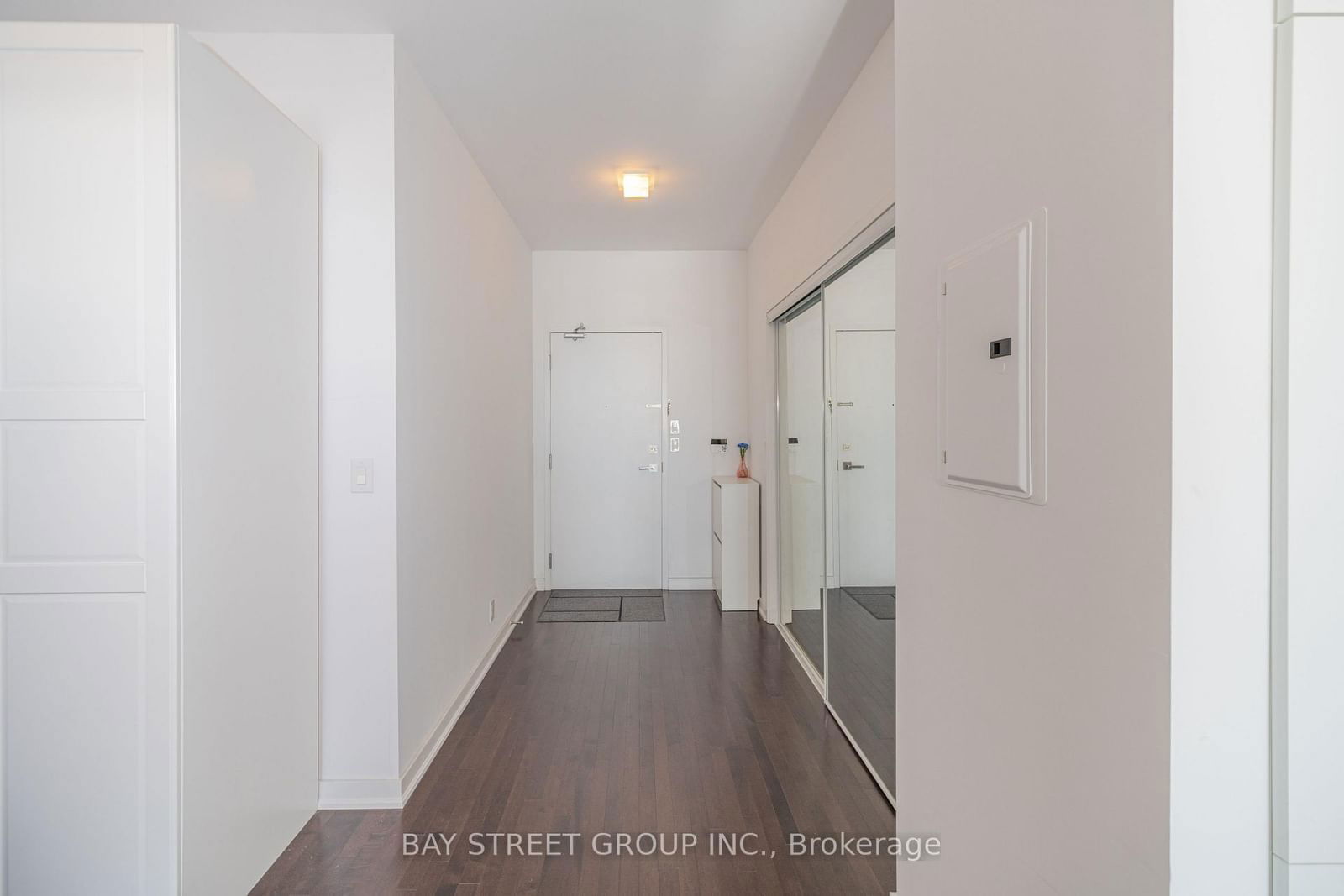 12 York St, unit 5003 for sale