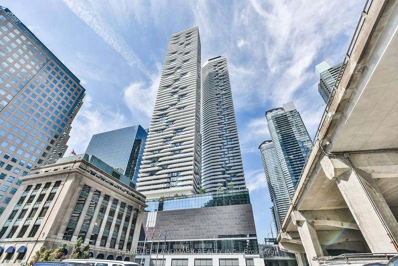 88 Harbour St, unit 1706 for rent