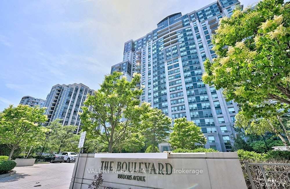 The Boulevard Condos, North York, Toronto