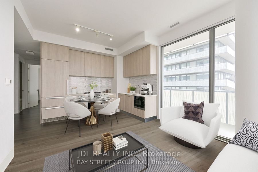 50 Charles St E, unit LPH4706 for sale