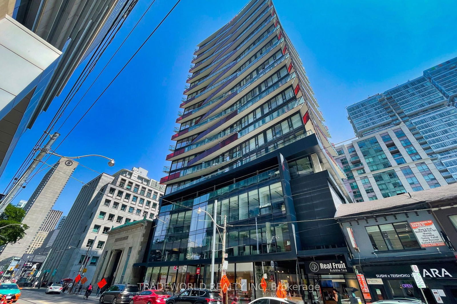 215 Queen St W, unit 2015 for rent