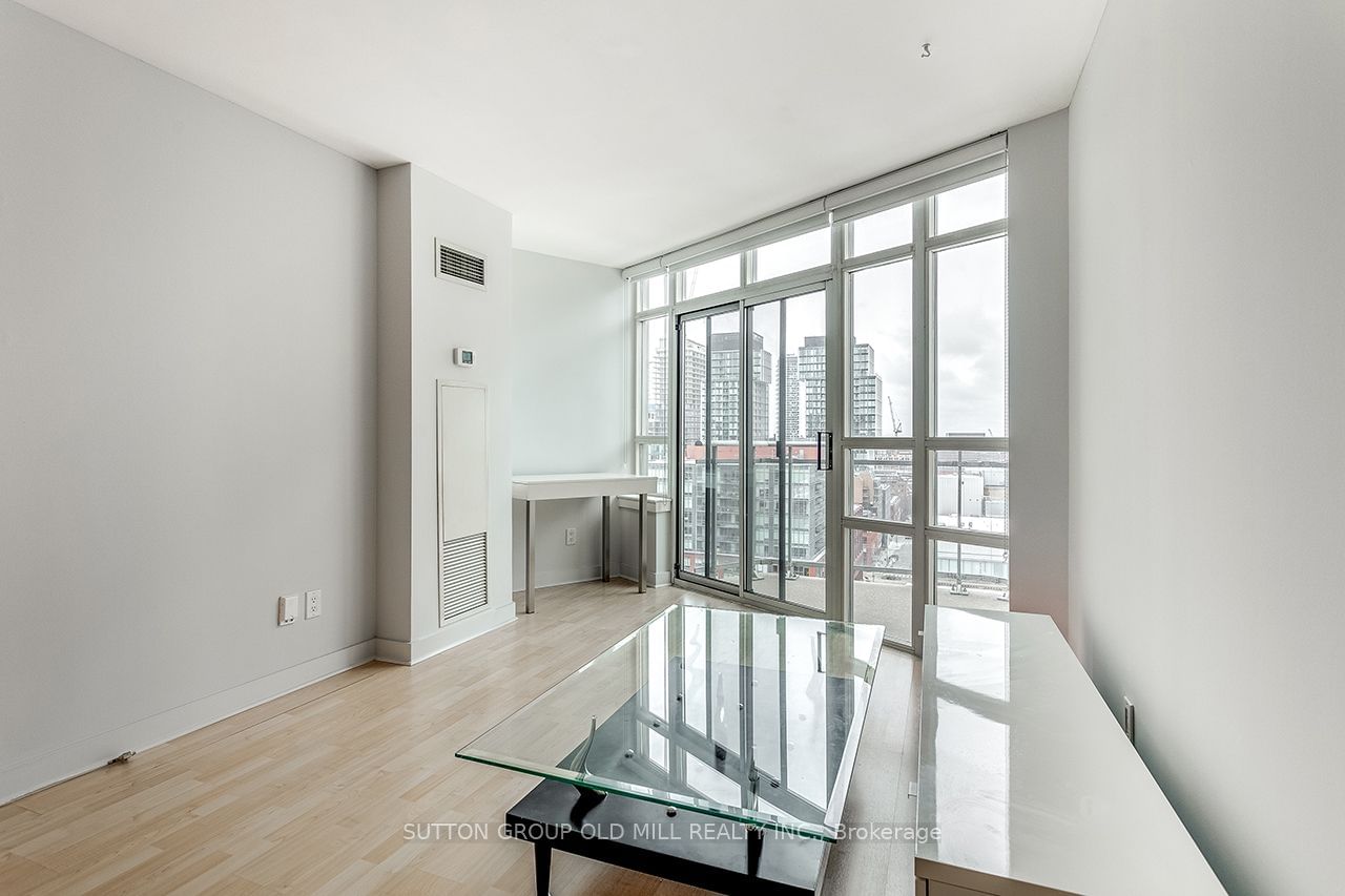 255 Richmond St E, unit PH2 for rent