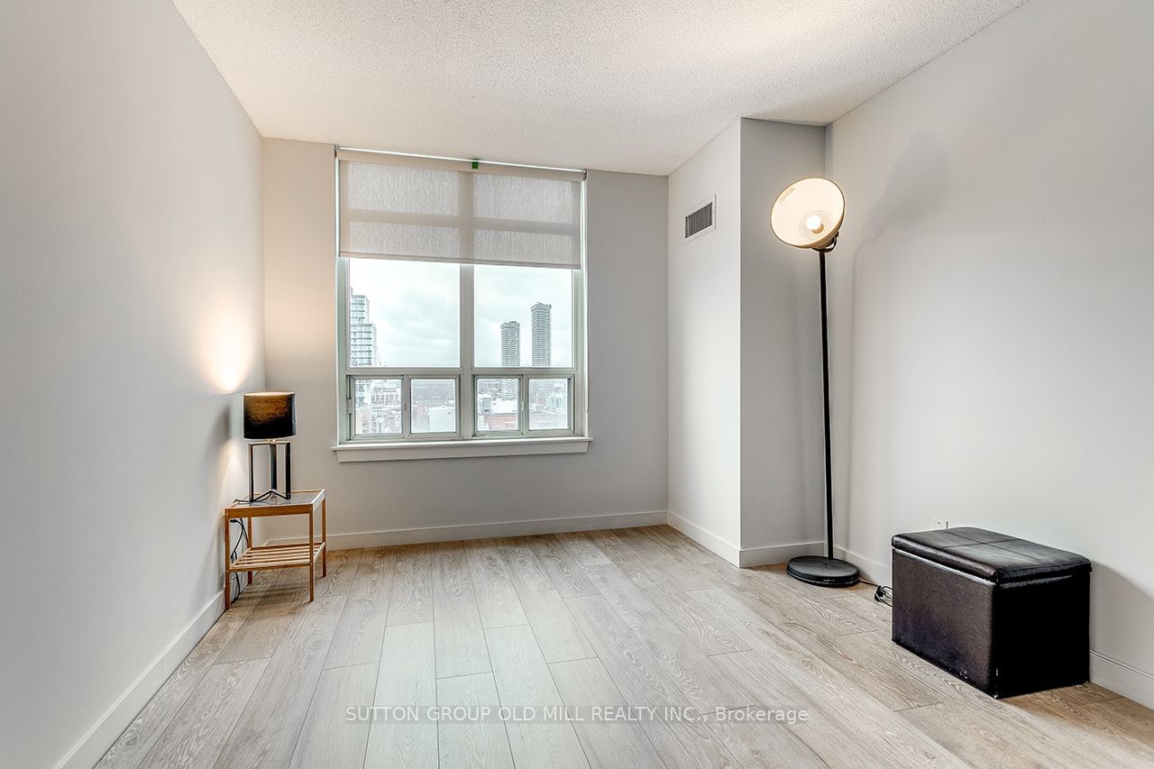 255 Richmond St E, unit PH2 for rent