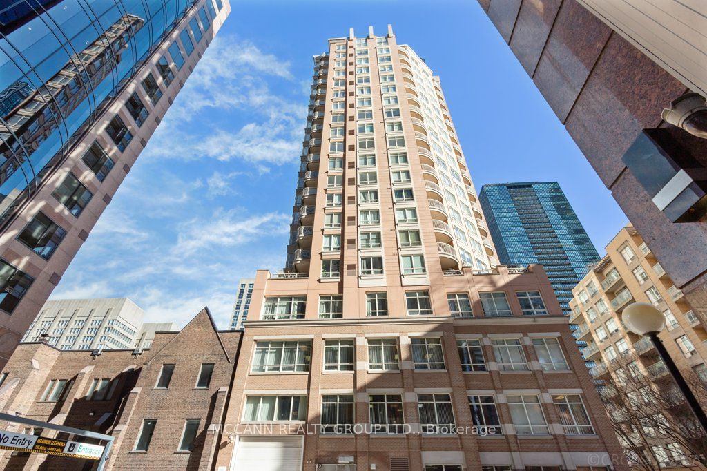 100 Hayden St, unit 804 for sale