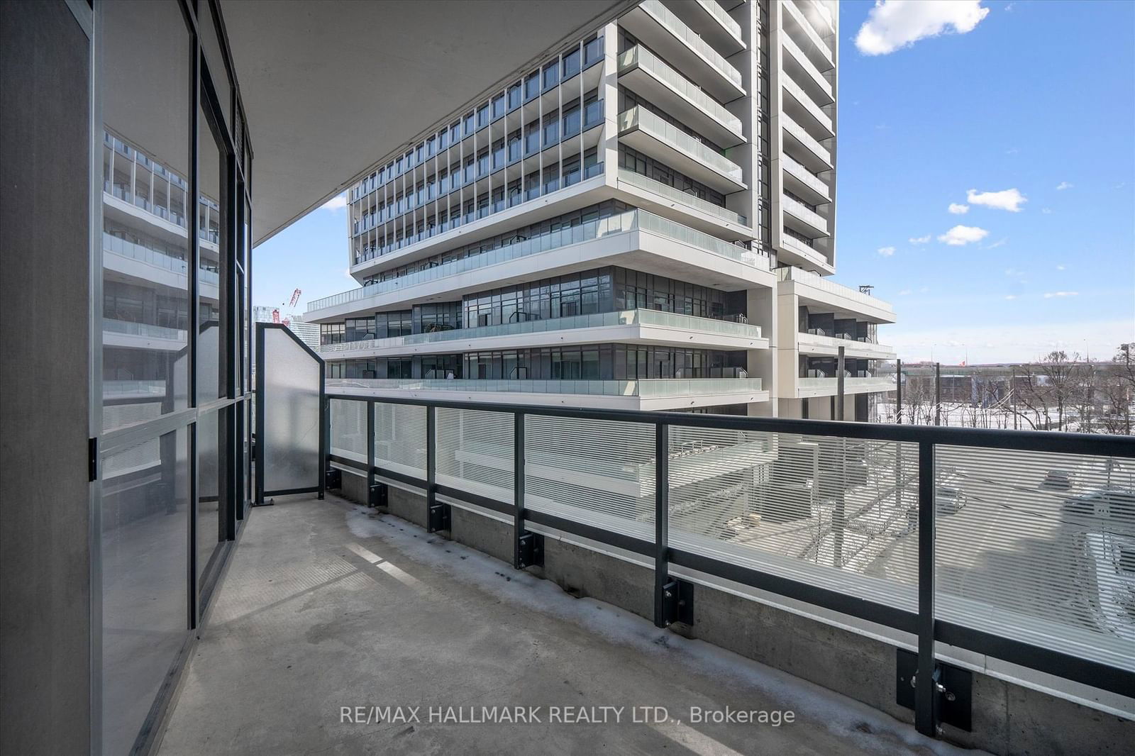 50 Ordnance St, unit 323 for sale