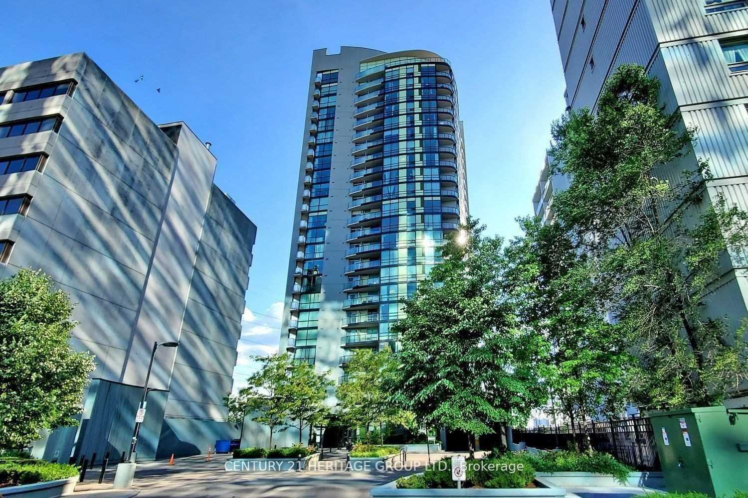 5740 Yonge St, unit 2206 for rent