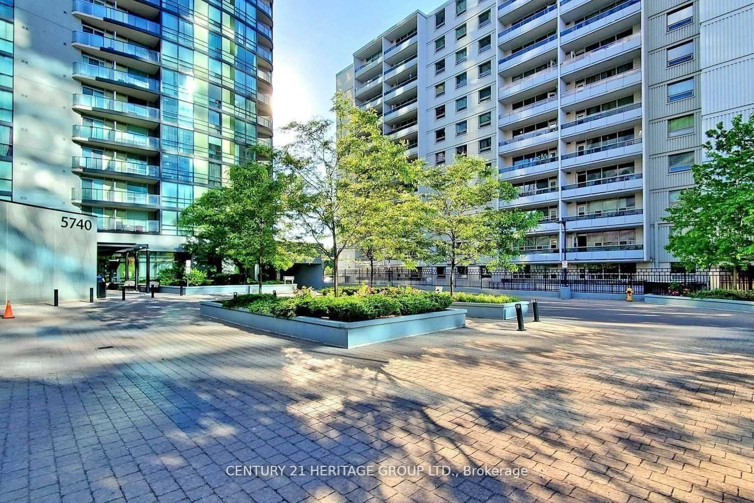 5740 Yonge St, unit 2206 for rent